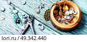 Making of handmade jewellery. precious stones for jewelry and tools for making jewelry. Стоковое фото, агентство Ingram Publishing / Фотобанк Лори