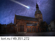 comet flies in the night sky among the stars. comet flies in the night sky. Стоковое фото, агентство Ingram Publishing / Фотобанк Лори
