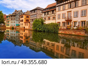 Strasbourg la Petite France in Alsace. Strasbourg la Petite France in Alsace half timbered houses. Стоковое фото, агентство Ingram Publishing / Фотобанк Лори