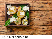 Homemade jam with jasmine flowers. Useful jam from the blossoming jasmine petals, healthy food. Стоковое фото, агентство Ingram Publishing / Фотобанк Лори