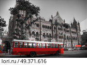 Chhatrapati Shivaji. Mumbai. black and red and white photo. Стоковое фото, агентство Ingram Publishing / Фотобанк Лори