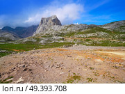 Fuente De mountains pena Vieja in Camaleno Cantabria of Spain. Стоковое фото, агентство Ingram Publishing / Фотобанк Лори