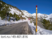 Ordino Arcalis ski resort road in Andorra at Pyrenees. Стоковое фото, агентство Ingram Publishing / Фотобанк Лори