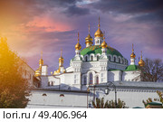 View of Kiev Pechersk Lavra, the orthodox monastery included in the UNESCO world heritage list. Ukraine. Стоковое фото, агентство Ingram Publishing / Фотобанк Лори