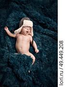 Cute little toddler yawning after a sweet nap. Стоковое фото, агентство Ingram Publishing / Фотобанк Лори