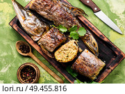 Pike stuffed with mushrooms.Pike royally.Banquet Russian dish. Pike stuffed with mushrooms. Стоковое фото, агентство Ingram Publishing / Фотобанк Лори