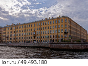 Доходный дом. 1865. Архитектор: Александр Христофорович Пель. Санкт-Петербург, набережная реки Фонтанки, 133. Редакционное фото, фотограф Александр Селезнев / Фотобанк Лори