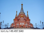 Михаило-Архангельский собор — православный храм в городе Ижевск, кафедральный собор Ижевской епархии Русской православной церкви. вечерний вид  The Cathedral of St. Michael the Archangel is an Orthodox church in the city of Izhevsk, the cathedral of the Izhevsk diocese of the Russian Orthodox Church. Редакционное фото, фотограф Юрий Карачев / Фотобанк Лори