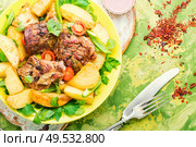 Danish meat baked with new potatoes.Roasted meat. Grilled meat and potatoes. Стоковое фото, агентство Ingram Publishing / Фотобанк Лори