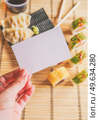 Fushion food of modern california roll and gyoza. Стоковое фото, агентство Ingram Publishing / Фотобанк Лори