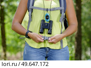 happy active woman hiker with bag. Стоковое фото, агентство Ingram Publishing / Фотобанк Лори