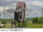 Инсталяция "Автожук" Редакционное фото, фотограф Лариса Вишневская / Фотобанк Лори