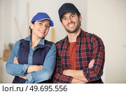 man and women work indoors. Стоковое фото, агентство Ingram Publishing / Фотобанк Лори