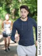 he is doing some jog. Стоковое фото, агентство Ingram Publishing / Фотобанк Лори