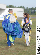 the after the parachuting experience. Стоковое фото, агентство Ingram Publishing / Фотобанк Лори