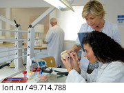 making a dental modellation. Стоковое фото, агентство Ingram Publishing / Фотобанк Лори