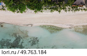 Aerial top view of beautiful tropical sandy beach. Стоковое фото, фотограф Михаил Коханчиков / Фотобанк Лори
