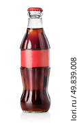 Glass bottle of cola isolated on white background. Стоковое фото, агентство Ingram Publishing / Фотобанк Лори