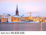Cityscape of Gamla Stan Old Town Stockholm city at dusk Sweden. Стоковое фото, агентство Ingram Publishing / Фотобанк Лори