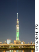 Tokyo skytree illumination at dusk Japan. Стоковое фото, агентство Ingram Publishing / Фотобанк Лори