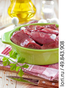Raw liver. Стоковое фото, агентство Ingram Publishing / Фотобанк Лори
