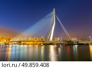 Erasmus bridge over the river Meuse in , the Netherlands. Стоковое фото, агентство Ingram Publishing / Фотобанк Лори