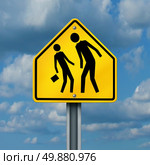 School bullying concept as a yellow traffic sign with an abusive bully attacking or harassing a smaller defenseless student as a symbol of the anxiety of being bullied and the social issues of childhood fear. Стоковое фото, агентство Ingram Publishing / Фотобанк Лори