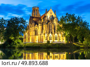 St John’s Church sunset in Stuttgart, Germany. Стоковое фото, агентство Ingram Publishing / Фотобанк Лори
