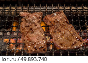 grilled wagyu beef Japanese meat BBQ yakiniku. Стоковое фото, агентство Ingram Publishing / Фотобанк Лори