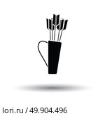 Quiver with arrows icon. White background with shadow design. Vector illustration. Стоковая иллюстрация, агентство Ingram Publishing / Фотобанк Лори