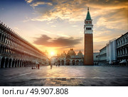 San Marco square after dawn. Venice, Italy. Стоковое фото, агентство Ingram Publishing / Фотобанк Лори