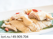 liquor hainanese chicken cold dish, groumet chinese cuisine. Стоковое фото, агентство Ingram Publishing / Фотобанк Лори
