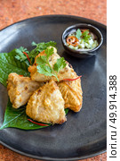 Fried taro stuff with pork mince. Стоковое фото, агентство Ingram Publishing / Фотобанк Лори