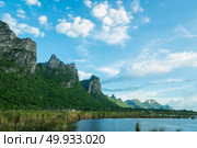 Tropical forest water lake. Стоковое фото, агентство Ingram Publishing / Фотобанк Лори