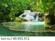 Erawan Waterfall in Thailand. Стоковое фото, агентство Ingram Publishing / Фотобанк Лори