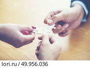 Finally finding solution concept with jigsaw. Стоковое фото, агентство Ingram Publishing / Фотобанк Лори