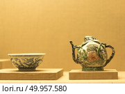 TAIPEI, TAIWAN - November 24 : Antiques are displayed in Taipei’s National Palace Museum on November 24, 2016 in Taipei, Taiwan, Asia. Редакционное фото, агентство Ingram Publishing / Фотобанк Лори