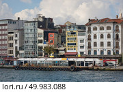 Cityscape with modern buildings on the waterfront, Istanbul Turkey. Cityscape with modern buildings. Стоковое фото, агентство Ingram Publishing / Фотобанк Лори
