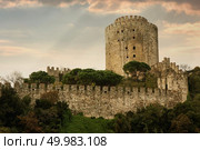Rumelian Castle in Bosphorus Strait Coast of Istanbul City, Turkey. Rumeli Fortress in Istanbul, Turkey. Стоковое фото, агентство Ingram Publishing / Фотобанк Лори