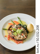 Fried mackerel Steak with potato. Стоковое фото, агентство Ingram Publishing / Фотобанк Лори