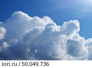Blue skylight and fluffy cloud. Composition of nature. Стоковое фото, агентство Ingram Publishing / Фотобанк Лори