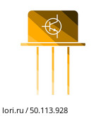 Transistor Icon. Flat Color Ladder Design. Vector Illustration. Стоковая иллюстрация, агентство Ingram Publishing / Фотобанк Лори