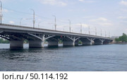 Voronezh, Russia, June 17, 2025: Chernavsky Bridge in summer in the city of Voronezh in the area of ​​Petrovskaya Embankment. Стоковое видео, видеограф Катерина Белякина / Фотобанк Лори