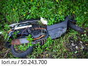 The wreck of a motorcycle. Стоковое фото, агентство Ingram Publishing / Фотобанк Лори