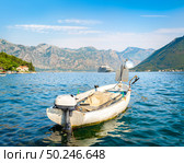 Fishing boat in the bay of Kotor in Perast. Стоковое фото, агентство Ingram Publishing / Фотобанк Лори