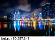 Macau Peninsula, Macau, China, December 2019, Casino Buildings Night View. Стоковое фото, агентство Ingram Publishing / Фотобанк Лори