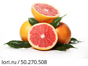 Close up of fresh grapefruits. Стоковое фото, агентство Ingram Publishing / Фотобанк Лори