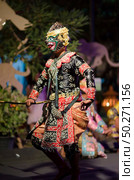 Thai Cultural Show Hanuman "Khon-Thai classical masked ballet , Thailand. Ramayana Story" Стоковое фото, агентство Ingram Publishing / Фотобанк Лори