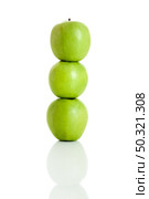 3 fresh apple isolated over white background. Стоковое фото, агентство Ingram Publishing / Фотобанк Лори