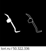Crowbar in hand holding tool use Arm using Multifunctional utility bar icon white color vector illustration flat style simple image set. Crowbar in hand holding tool use Arm using Multifunctional utility bar icon white color vector illustration flat style image set. Стоковая иллюстрация, агентство Ingram Publishing / Фотобанк Лори
